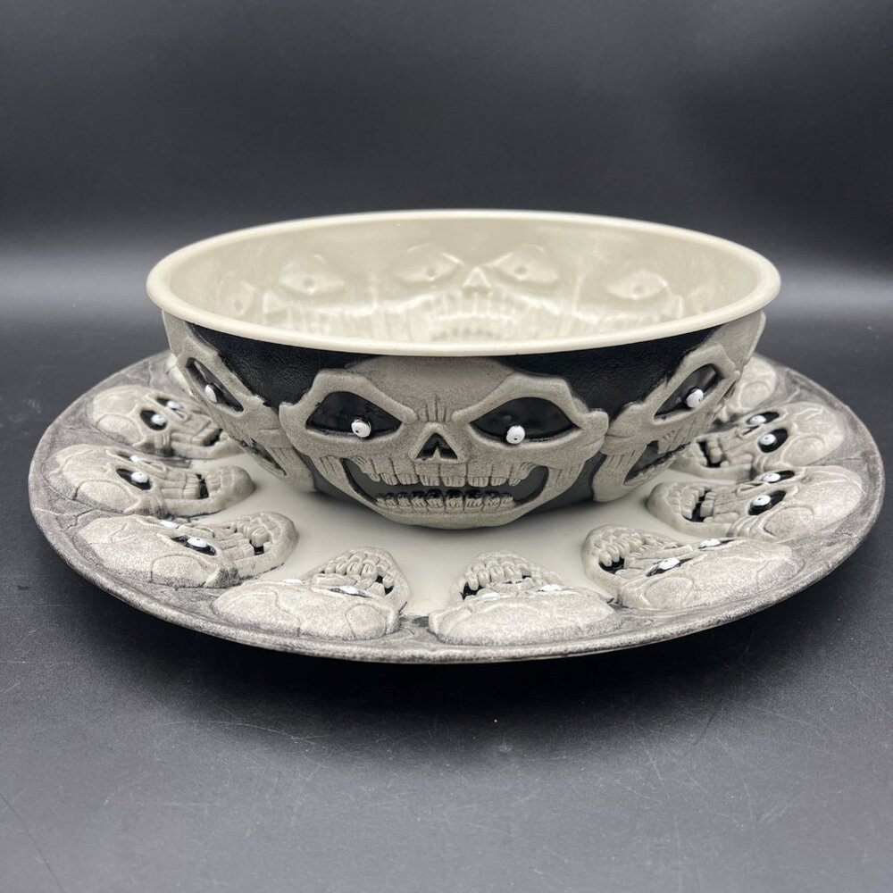 VTG 1990s Halloween Skull Candy Treat Bowl & Platter Tray Easter UnLmtd Skulls - Picture 2 of 12